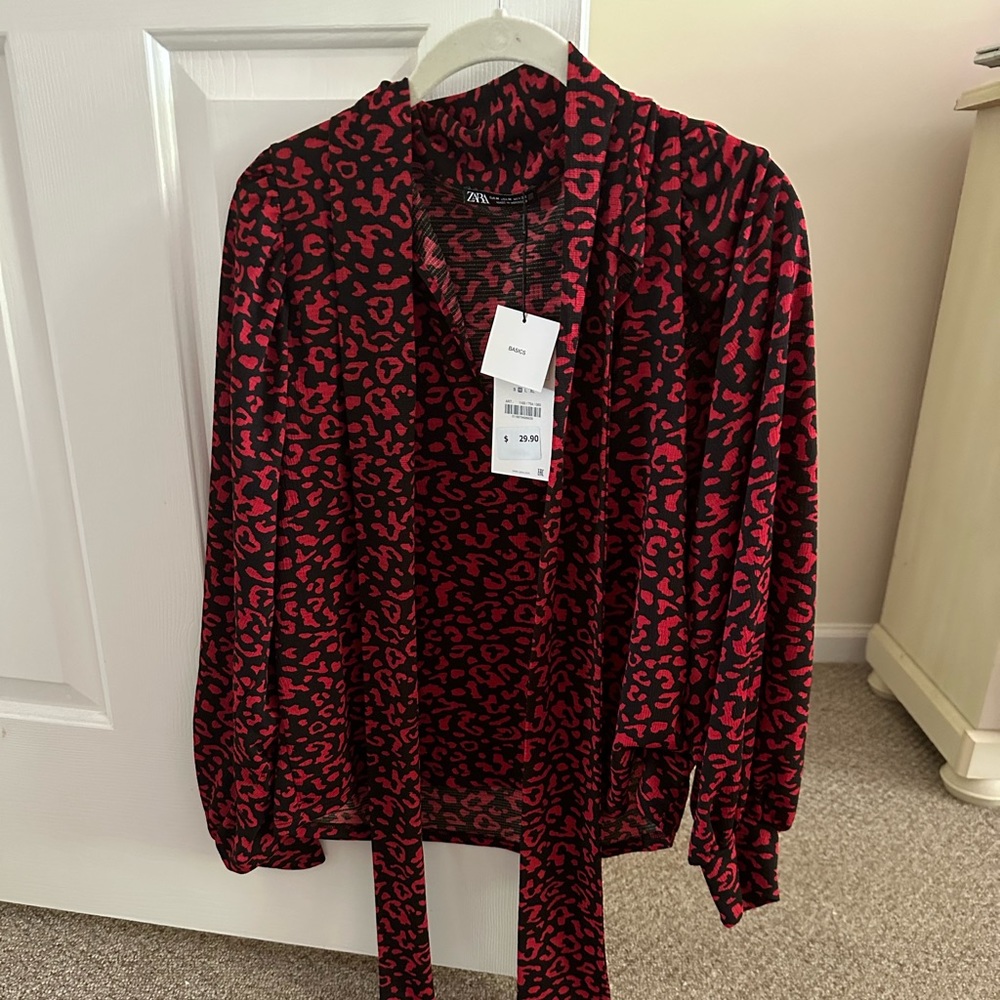 Women’s Brand New Zara Shirt